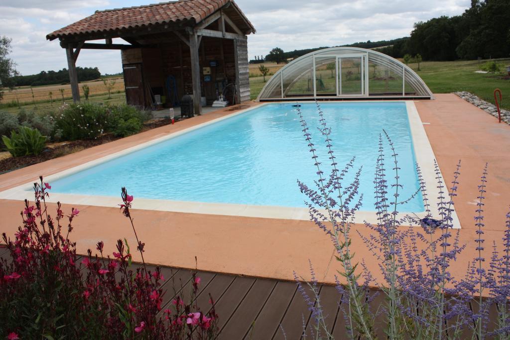Bed and Breakfast Domaine De Soulery Beaupuy  Екстер'єр фото