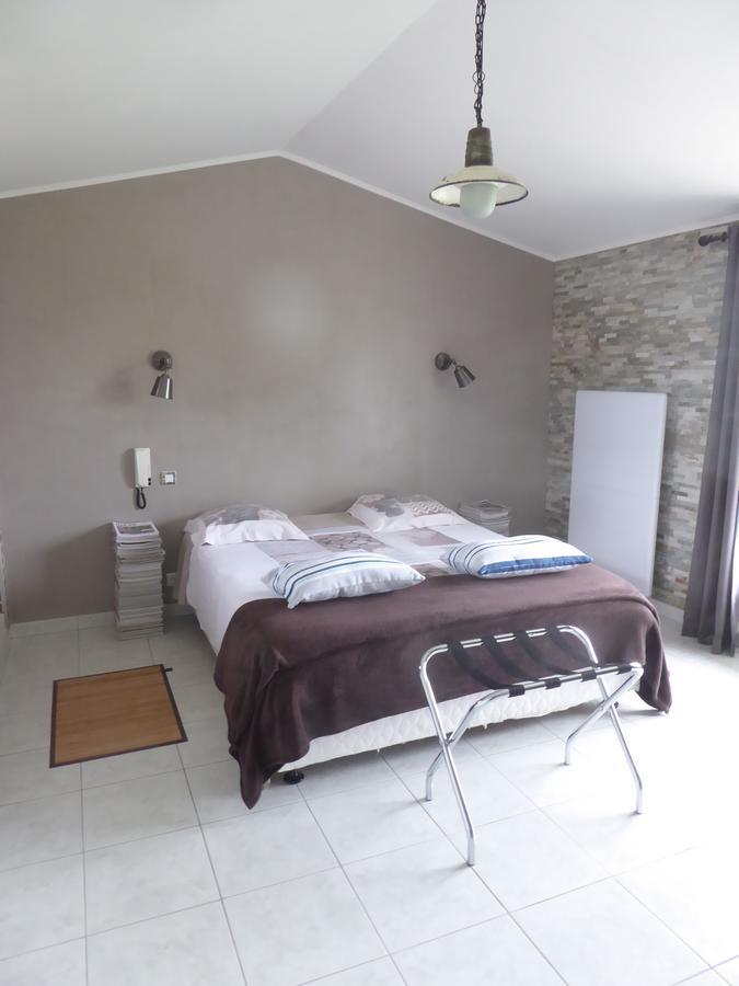 Bed and Breakfast Domaine De Soulery Beaupuy  Екстер'єр фото