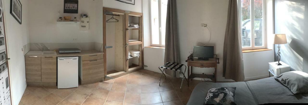 Bed and Breakfast Domaine De Soulery Beaupuy  Екстер'єр фото